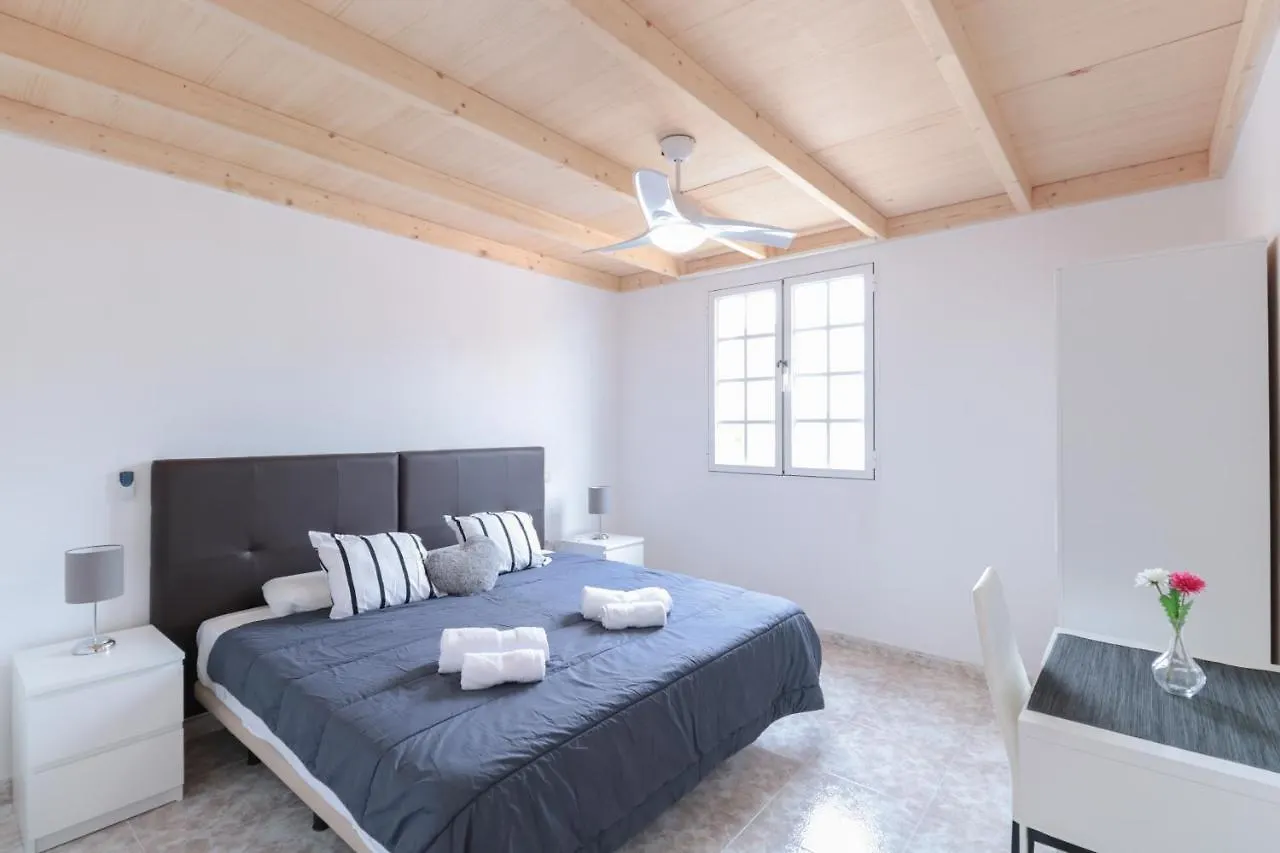 Las Palmas Central Rooms